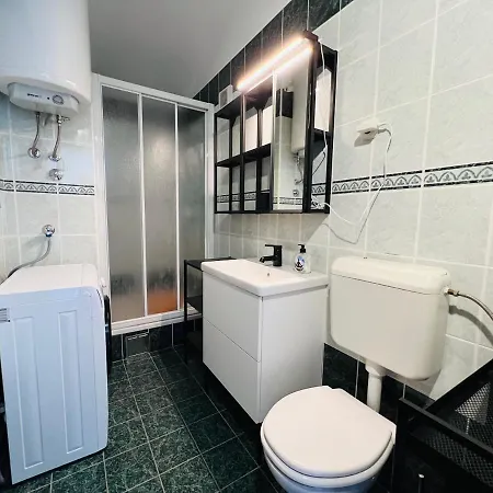 Apartamento „kuca Desanka” *